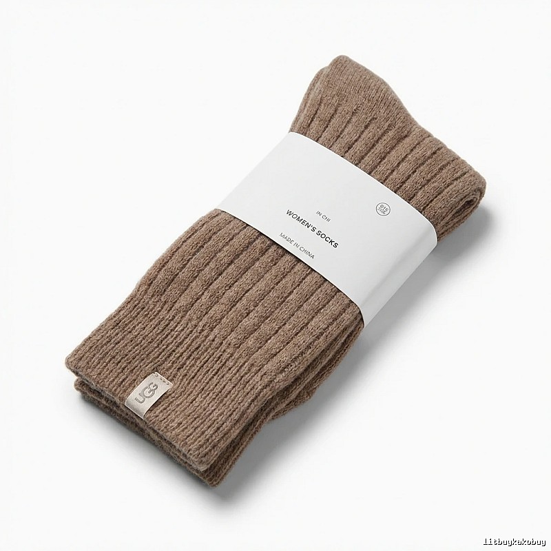 Miu Miu minimalist style coffee-colored socks