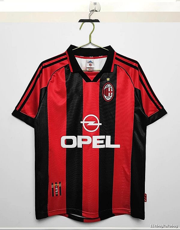 AC Milan Daily Retro soccer jersey Red Black Striped for City Outfits