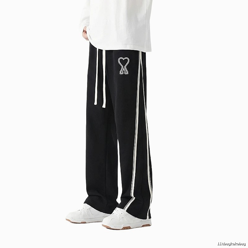 AMI fleece-lined warm black sweatpants