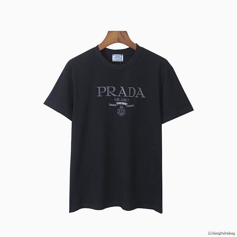 Amiri Streetwear Logo T-shirt Black Small AM with Logo Accent