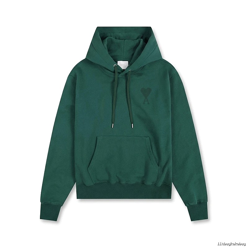 AMI's simple and loving style hoodie.