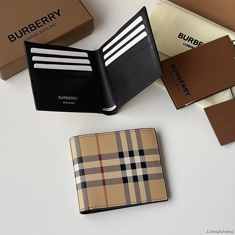 Burberry Wallet with Check Bifold Wallet for Casual Outfits