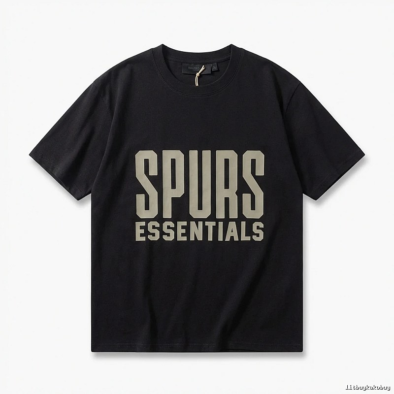 ESSENTIALS minimalist style black T-shirt