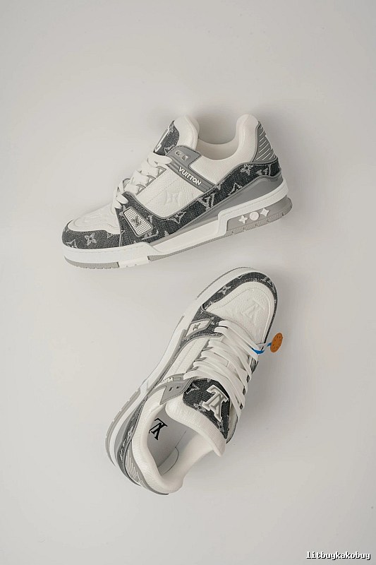 Gray White Low-top Pair from Louis Vuitton Gray Low-top Sneaker for Streetwear Looks