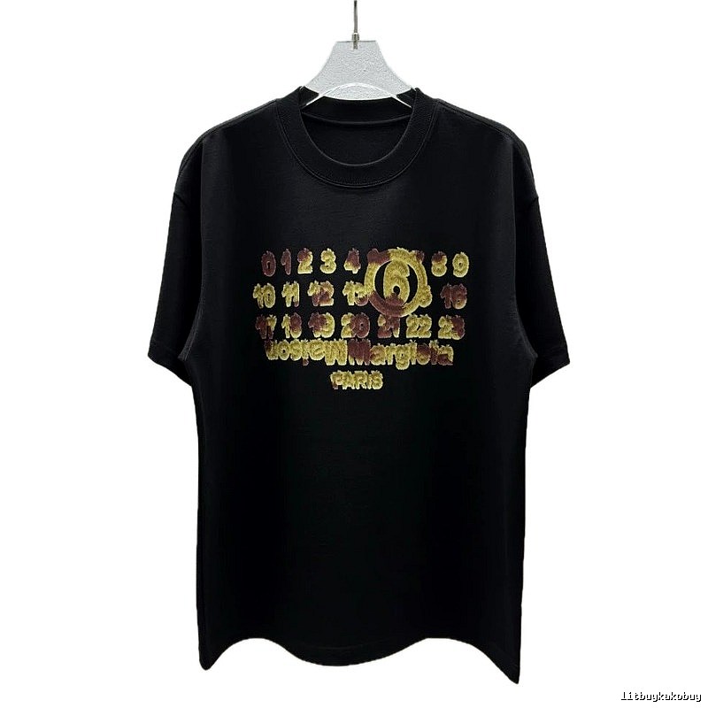 Maison Margiela Numbers Series Street Style Black T-Shirt