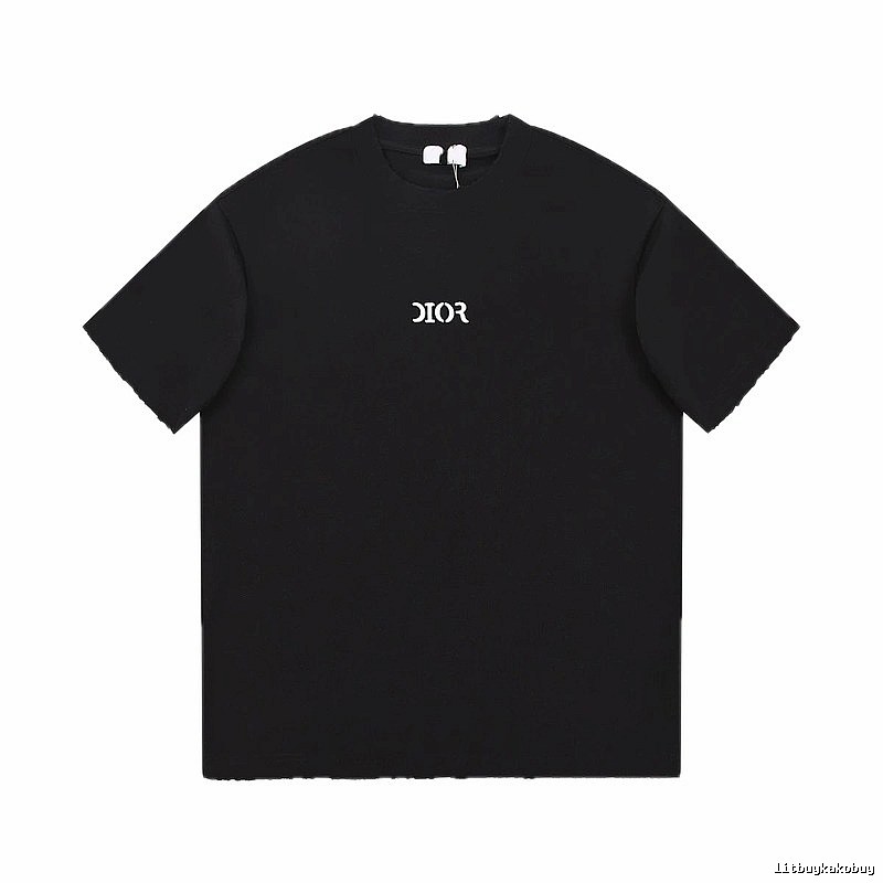 Minimalist Black Short-sleeve T-shirt with Dior Lettering