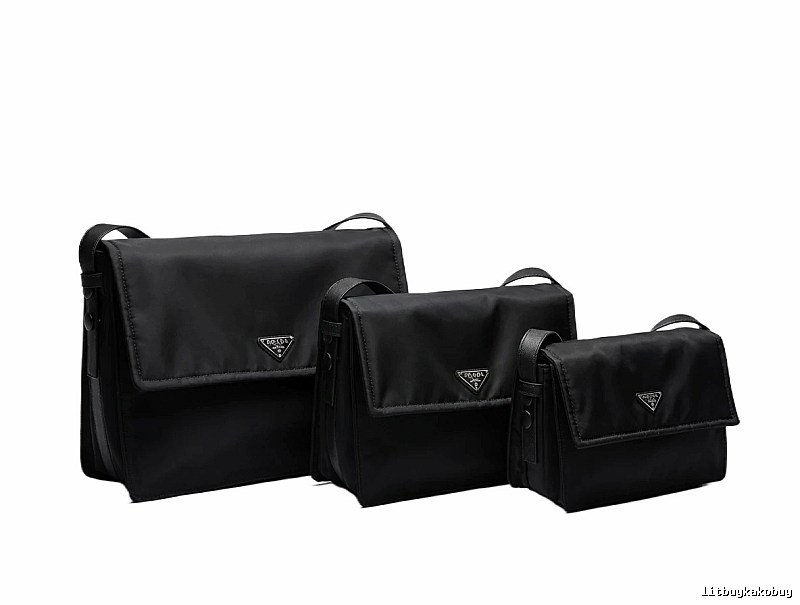 Prada cini Cool Handsome Style Black Bag
