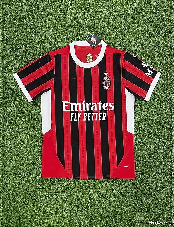 Real Madrid Relaxed Home soccer jersey White Real Madrid with Designer-Inspired Detail