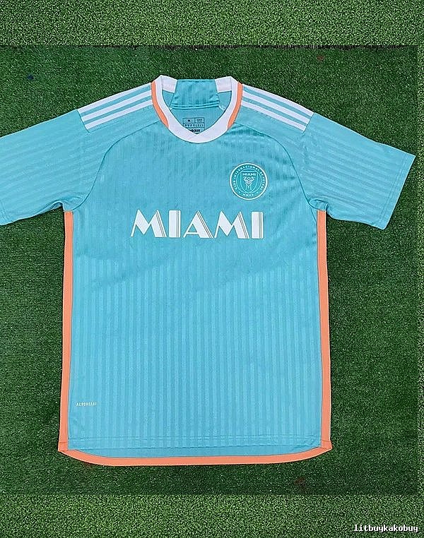 Real Madrid Travel Home soccer jersey White Real Madrid with Soft Visual Tone