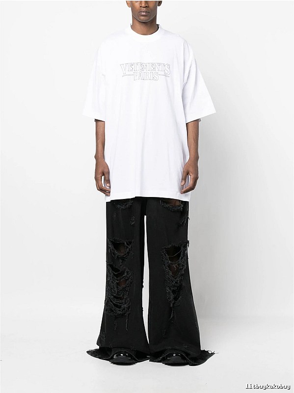 Resort Statement graphic T-shirt Black Colorful Lucky with Premium Look