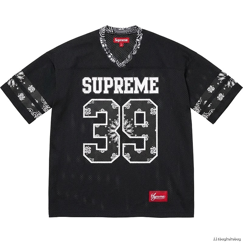 Supreme - printed sporty black T - shirt
