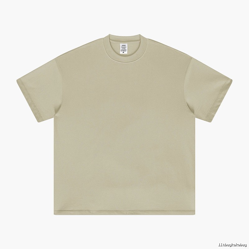 Travel Plain white T-shirt Minimal White Short with Modern Look