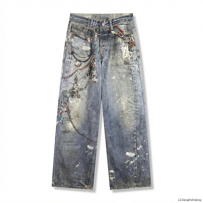 Acne Studios' jeans with a unique style